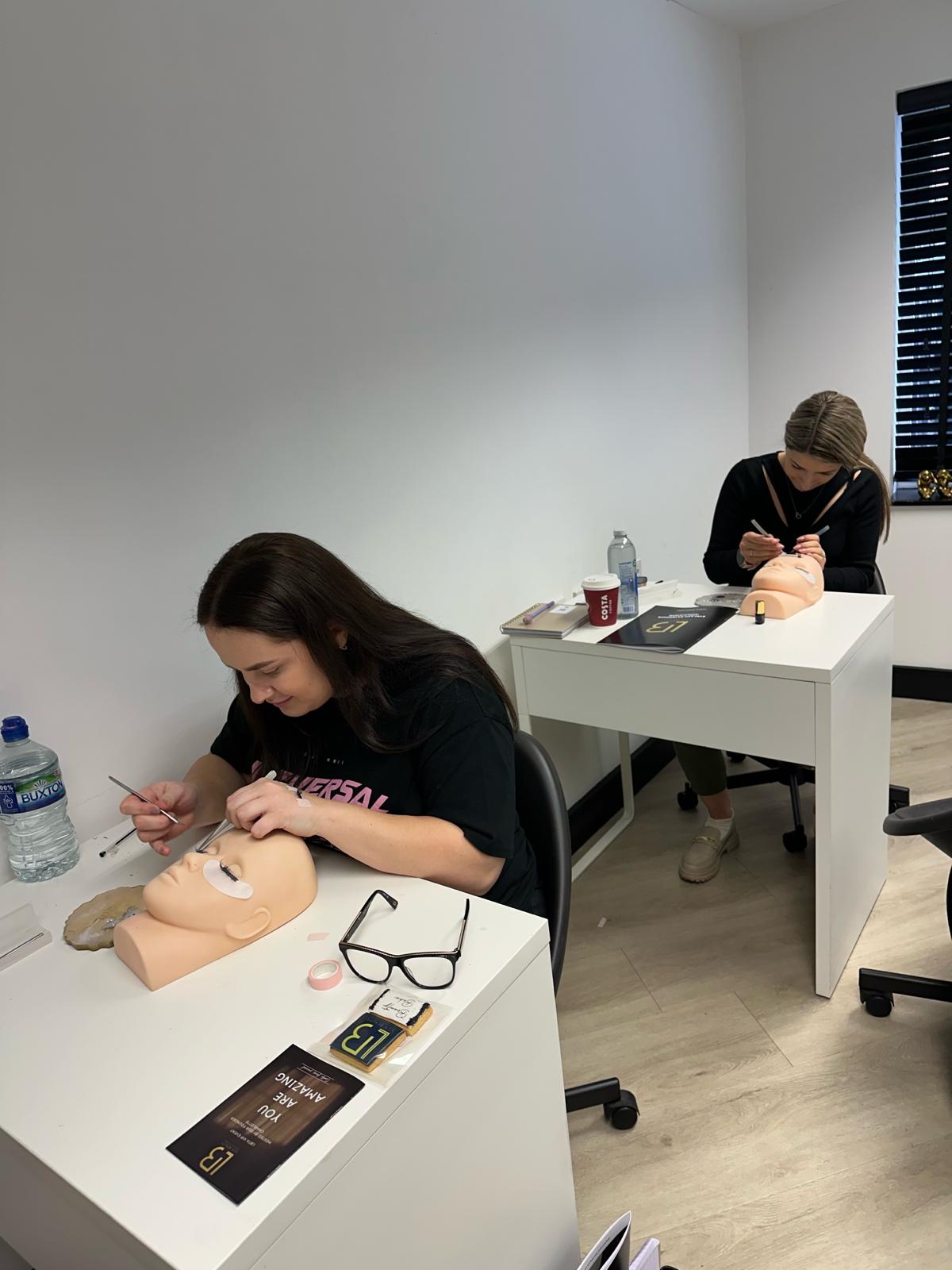 1 Day - Beginner Individual Eyelash Extensions Training Course